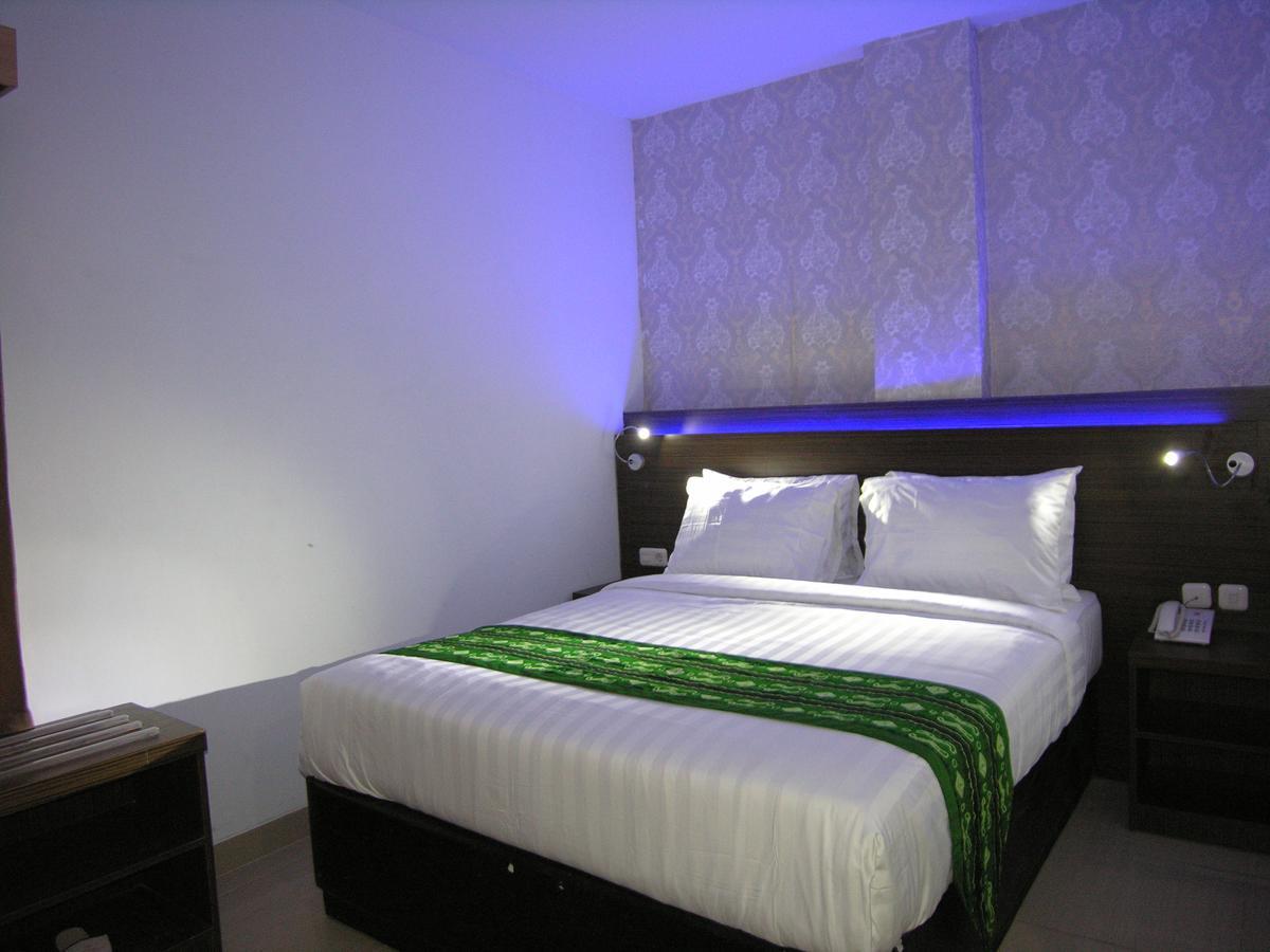 Hotel Delima Banjarmasin  Exterior photo